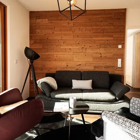 Landhaus Апартаменты *