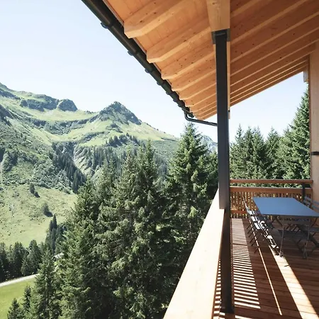 Landhaus Апартаменты Дамульс