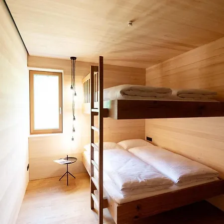 Landhaus * Дамульс